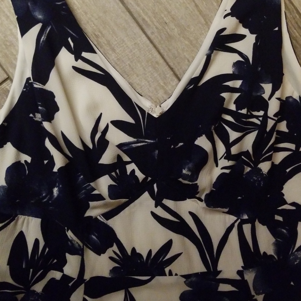 Floral print party dress - Picture 2 of 4